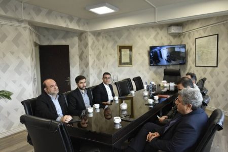 کتابخانه های عمومی به پاتوق هایی برای همه اقشار جامعه تبدیل شده است