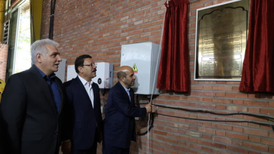 بهره برداری از نیروگاه خورشیدی ۸۰ کیلوواتی شرکت توزیع برق تبریز