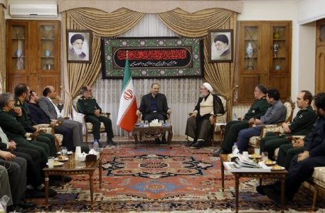 ایجاد موانع برسر راه تولید قابل قبول نیست/ بروکراسی های تولید باید رفع شود