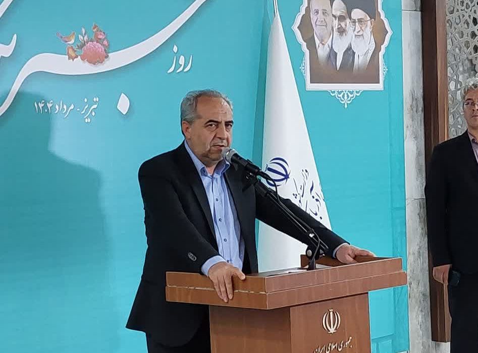 عملکرد مدیران نالایق به دلیل عدم امنیت شغلی خبرنگاران، بزرگنمایی می شود/هیچ برخوردی با خبرنگارانی که نقد منصفانه از مدیران دارند، نخواهد شد