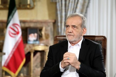 قوانین مانع سرمایه گذاری را از سرراه سرمایه گذاران برمی داریم/ایرانیان خارج از کشور را تشویق به بازگشت و سرمایه گذاری در ایران می کنیم