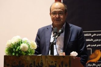 محافل ادبی برای ترویج شعر و ادب در کتابخانه های استان راه اندازی می شود