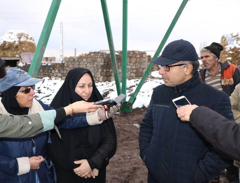 هیچ زلزله زده ای در چادر زندگی نمی کند/همه زلزله زدگان تعیین تکلیف شده اند