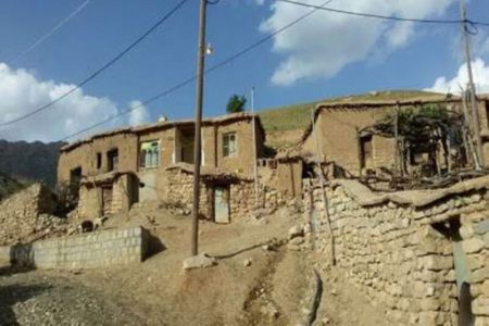 اسکان موقت ۱۵ خانوار روستای «کرکسر» هوراند