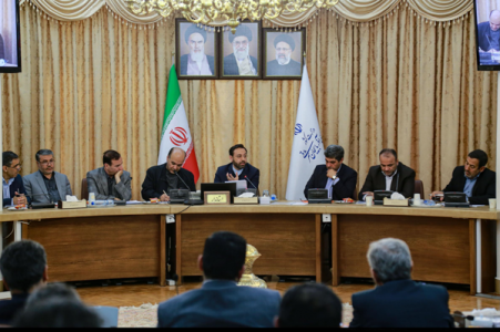 مدیران بانکی که نمی‌توانند به تعهدات خود عمل کنند، استعفا دهند