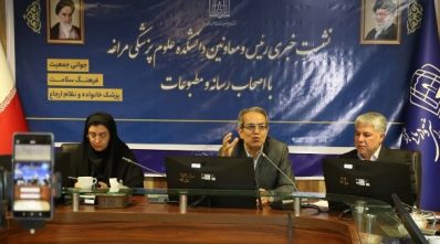 مقابله با زیرمیزی پزشکان نیازمند مطالبه‌گری است