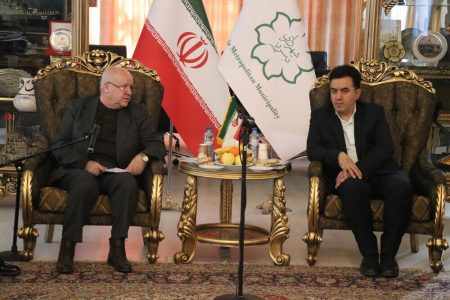 سرمایه گذار از کشورهای همسایه جذب می شود