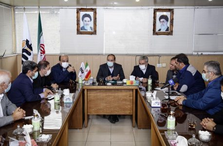 تاکید استاندارآذربایجان شرقی بر تعیین تکلیف مالکیت ماشین‌سازی تبریز