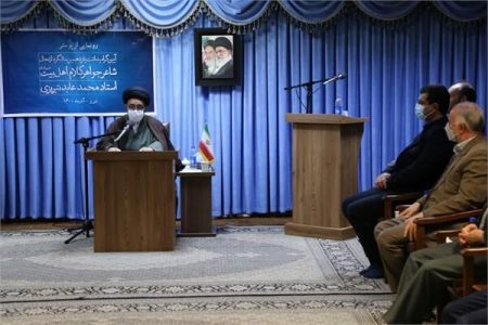 تجلیل مشاهیر موجب تقویت روحیه و انگیزه  نسل جوان می شود