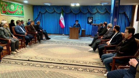 زمینه دسترسی آسان و عادلانه عموم به کتاب فراهم شود