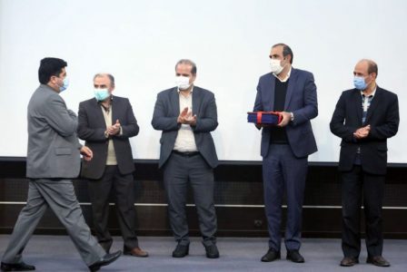 تجلیل رئیس سازمان مدیریت وبرنامه ریزی استان آذربایجان شرقی از مهندس فتحی