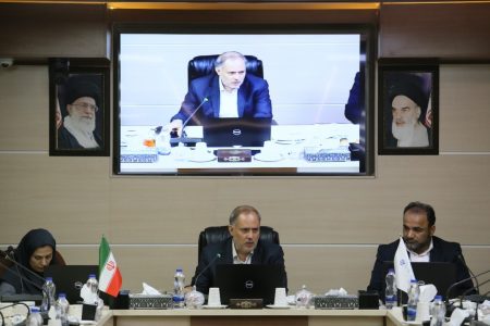 ضرورت حفظ تعادلهای اقتصادی کلان و تامین منابع استان
