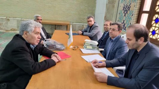 برپایی میز خدمت حضوری اداره کل امور مالیاتی در مصلای نماز جمعه تبریز