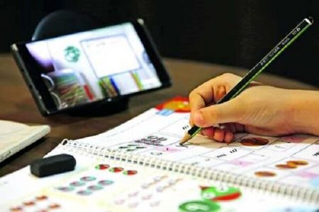 آزمون دانش آموزان مشکوک به کرونا جداگانه برگزار می‌شود