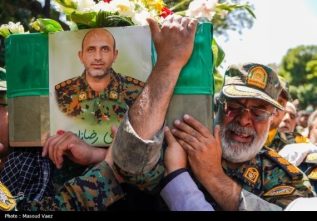 پیکر مطهر شهید مدافع وطن در تبریز تشییع شد