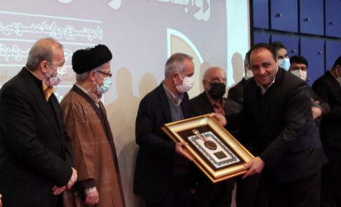 دریافت عنوان بهترین روابط  عمومی سال کشور توسط روابط عمومی سازمان جهادکشاورزی آذربایجان شرقی