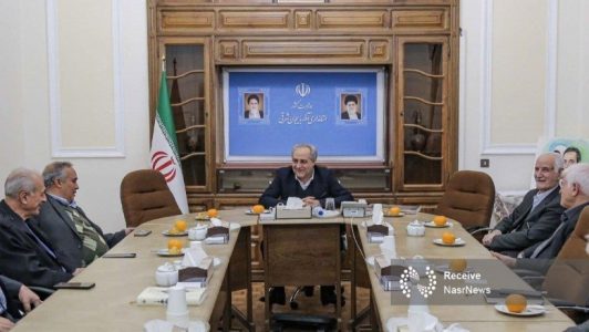 راه‌اندازی مرکزی که کودکی و سالمندی را به یکدیگر وصل کند