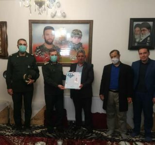 شهدا باید الگوی ملی و شخصیتی جوانان و نسل آینده باشند