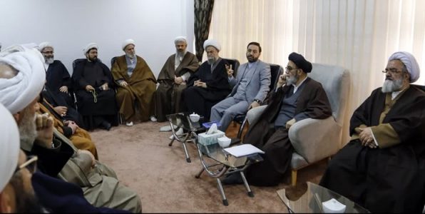 باید فرهنگ عذرخواهی از مردم جا بیفتد