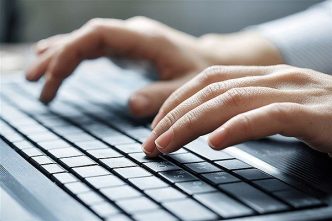 فعالیت مدارس تا پایان فروردین همچنان مجازی است