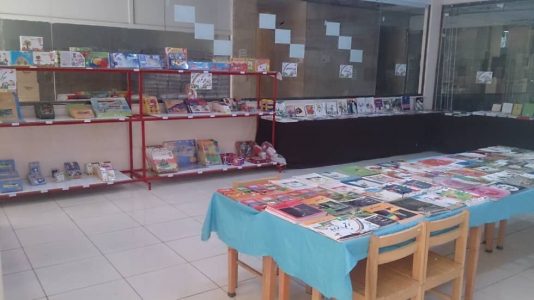 نمایشگاه محصولات فرهنگی کانون در منطقه آزاد ارس