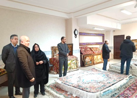 تولیدات فرش مددجویان در تبریز به نمایش گذاشته شد