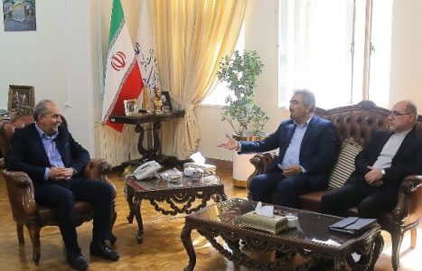 تبریز می‌تواند معین استان‌های شمال غرب کشور در حوزه دیپلماسی باشد