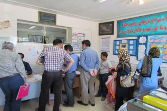 اخذ وجه اجباری در ثبت‌نام مدارس غیرقانونی است