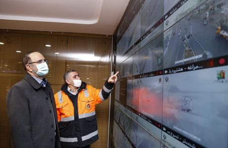 نیروهای راهداری در جهت تسهیل ترددهای جاده ای تلاش کنند