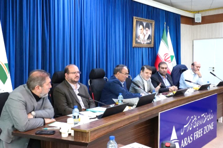 موانع پیش روی سرمایه گذاران را رفع می کنیم