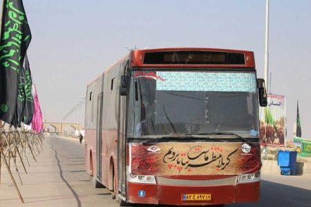 استقرار ۷۴ دستگاه اتوبوس در مرز مهران برای  بازگشت زائران اربعین