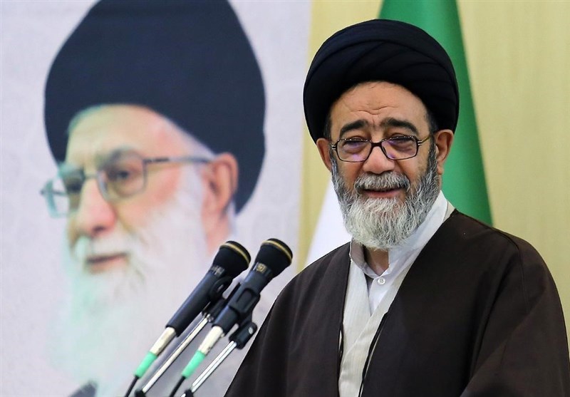 شعرا با سرودن شعر حماسی در مورد اربعین حسینی نقش خود را ایفا کنند