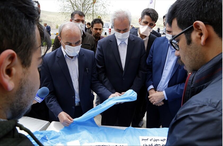 رونمایی از محصولات فناورانه برای مقابله با بیماری کرونا در آذربایجان‌شرقی 