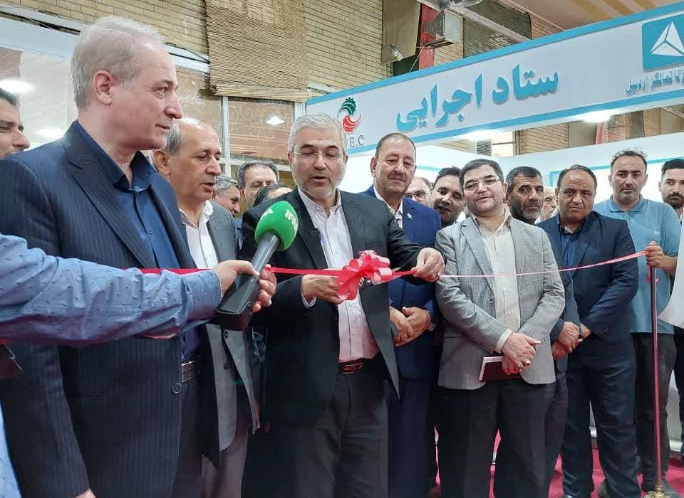 گشایش نمایشگاه بین المللی ادوات کشاورزی، و دام و طیور و داروهای دامپزشکی
