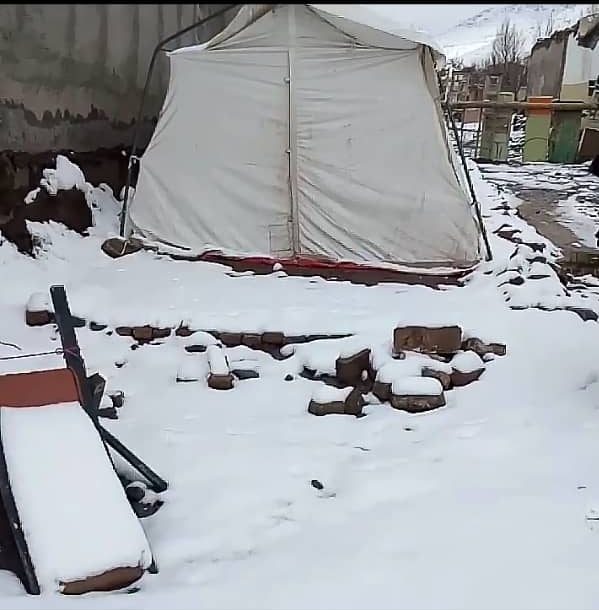 زلزله زدگان و زندگی در چادر آری یا نه؟!!