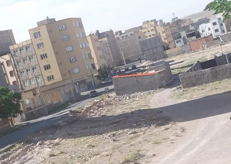 ساخت و ساز غیرمجاز در روز روشن و سکوت شهرداری منطقه ۷ تبریز!