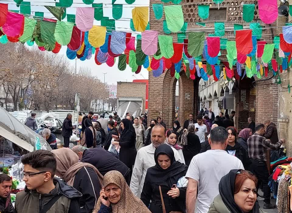 حال و هوای عید در بازار تبریز/زندگی در بازار تبریز هنوز هم جریان دارد
