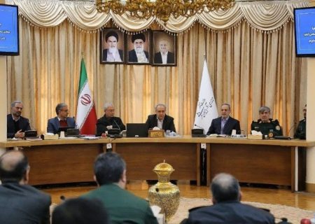 آسیب های اجتماعی بررسی و از تبدیل آنها به مسائل امنیتی جلوگیری  شود