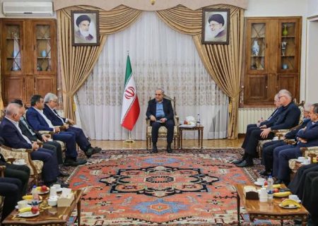 اتاق بازرگانی بسته پیشنهادی خود برای سال «سرمایه‌گذاری برای تولید» را ارائه کند