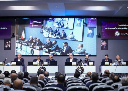 کاهش موانع ارزی بخشی از مشکلات فعالان اقتصادی استان را برطرف می کند