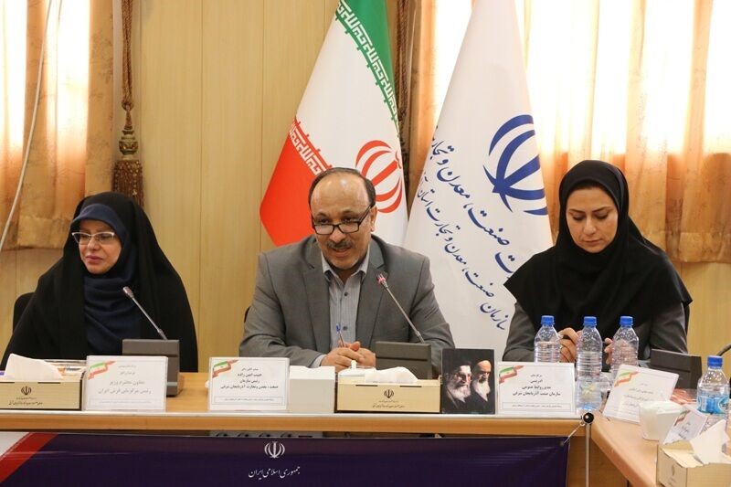 رفع مشکل ۲ هزار واحد تولیدی صنعتی در آذربایجان شرقی/ فعالیت بخش خصوصی در استان چشمگیر است