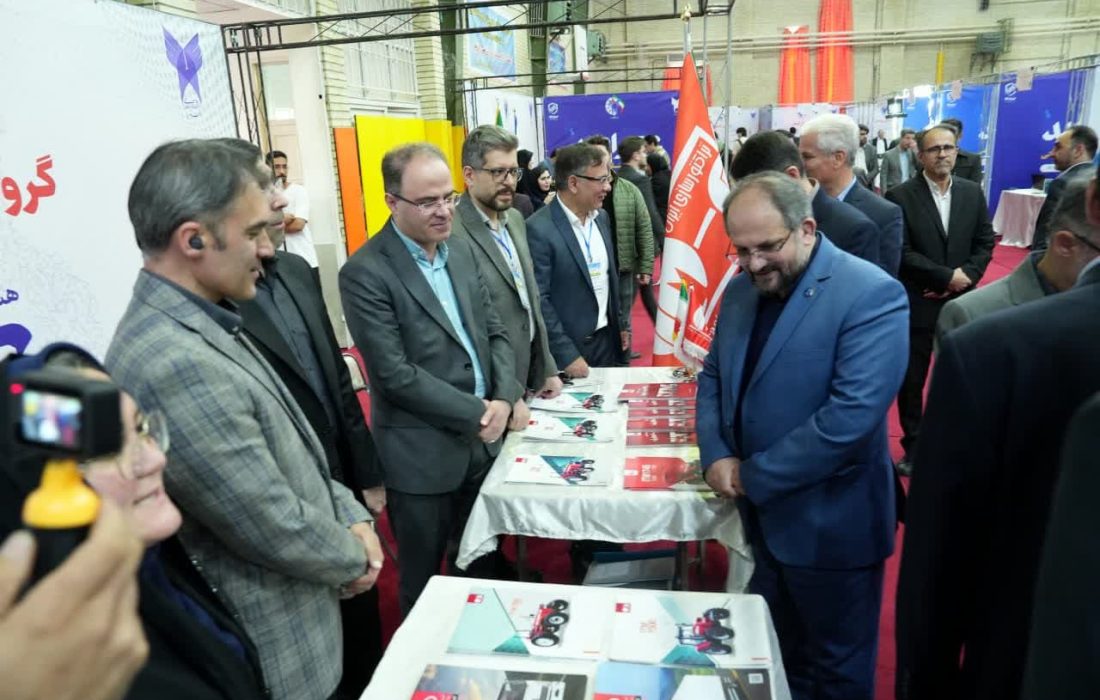 راه‌اندازی خط رباتیک در تراکتورسازی  کار مشترک صنعت و دانشگاه است