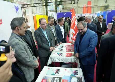 راه‌اندازی خط رباتیک در تراکتورسازی  کار مشترک صنعت و دانشگاه است