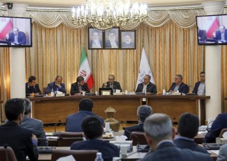 عدم پاسخگویی مسوولان در برابر مردم غیرقابل چشم‌پوشی است