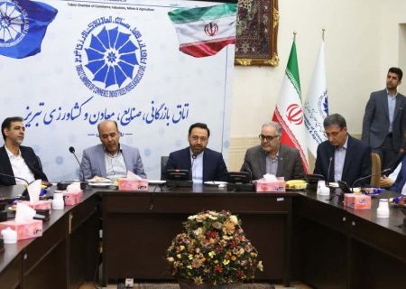 باید کارهای عقب مانده با تلاش شبانه روزی جبران شود