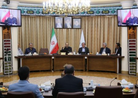 نگاه به آموزش و پرورش فرابخشی باشد