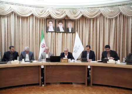 مدیران دستگاه‌ها باید روحیه مطالبه‌ گری را در مجموعه‌های خود تقویت کنند /ستاد تسهیل استان باید به نهادی مؤثر در رفع مشکلات تولید کنندگان تبدیل شود