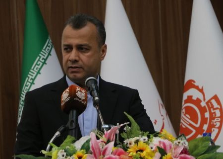 توسعه پایدار در گرو اخلاق، مسئولیت اجتماعی و حفاظت از محیط‌زیست است.
