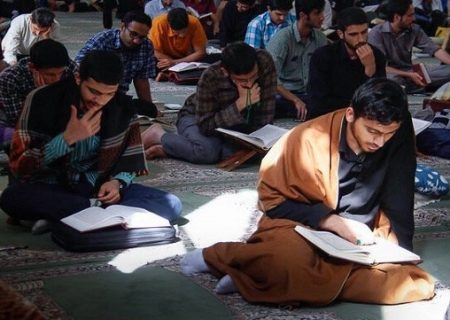 میزبانی مصلای اعظم تبریز از اعتکاف دانش‌آموزان پسر