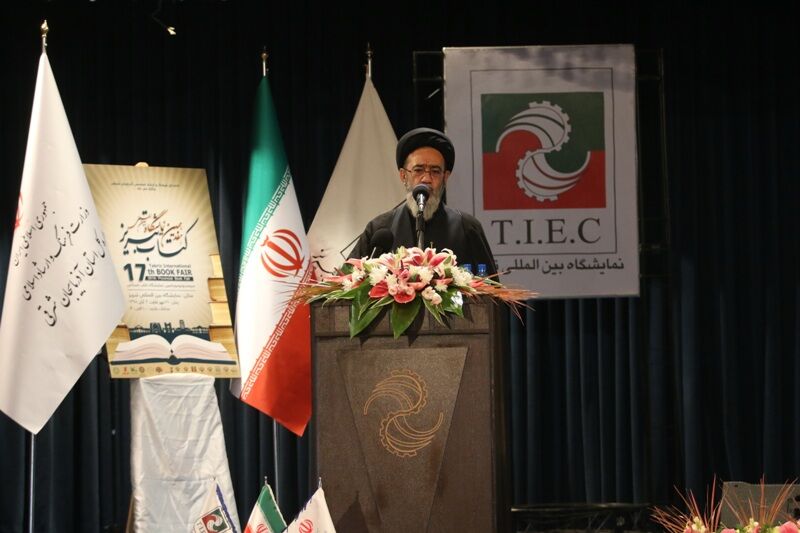 کتابخانه‌ها جزئی از بافت اجتماعی و فرهنگی هر جامعه هستند